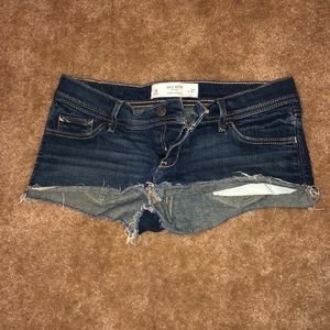 Gilly Hicks Jean Shorts Size 4!!